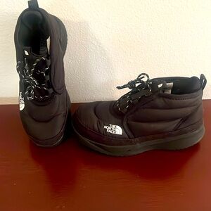 The Northface Winter Bootie size 5